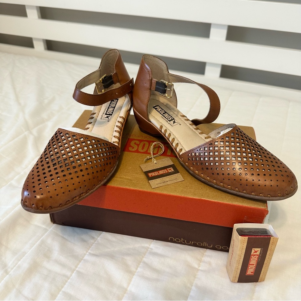 PIKOLINOS Brandy Leather Perforated Mary Jane Flats Size 40UE (US Women 9-9.5) - Picture 12 of 13